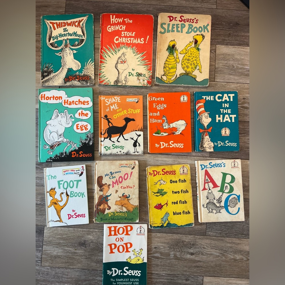Dr. Seuss - Set of 12 Books